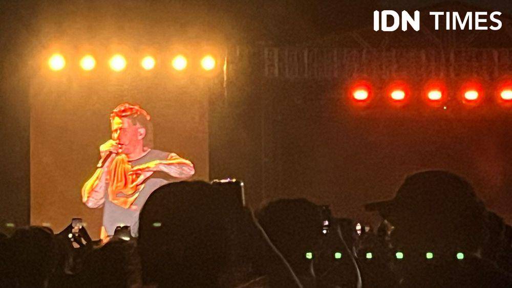 Konser Avenged Sevenfold di Stadion Madya (IDN Times/Ridwan Aji Pitoko)
