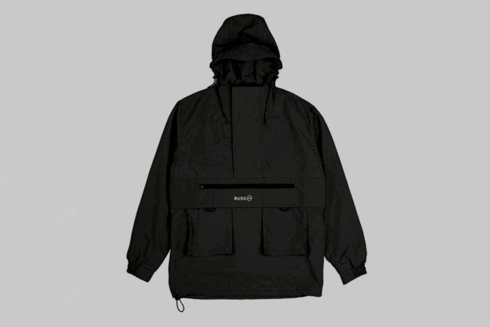 Russ Jacket Anorak (shopee.co.id/russ.co.id)