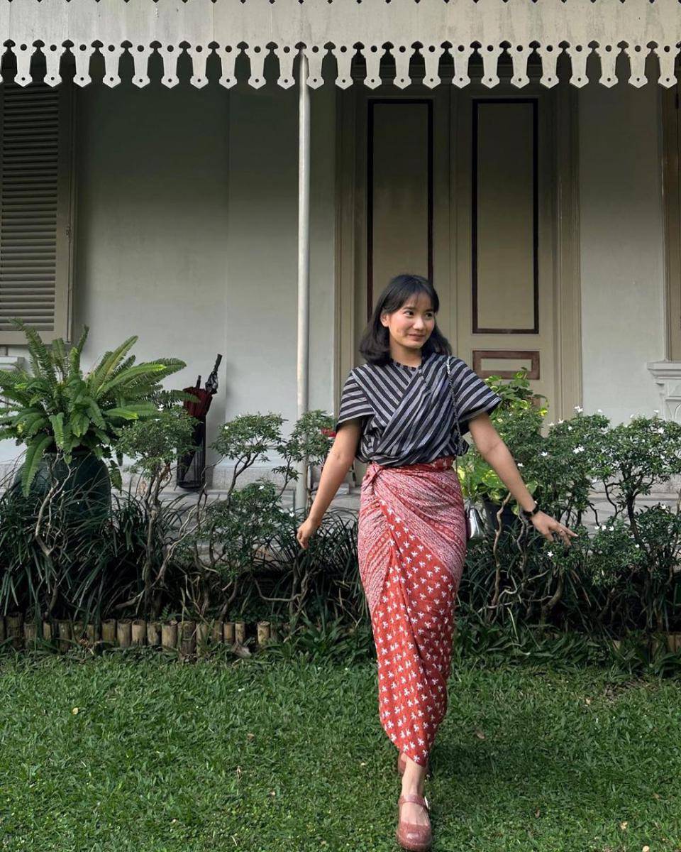 referensi outfit motif stripe ala Jesica Ceren (instagram.com/jesicaceren)