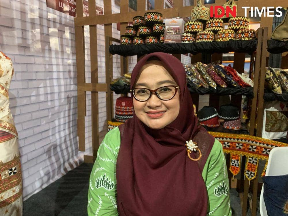 Kadiskoperindag Lampung Barat, Tri Umaryani. (IDN Times/Rohmah Mustaurida)