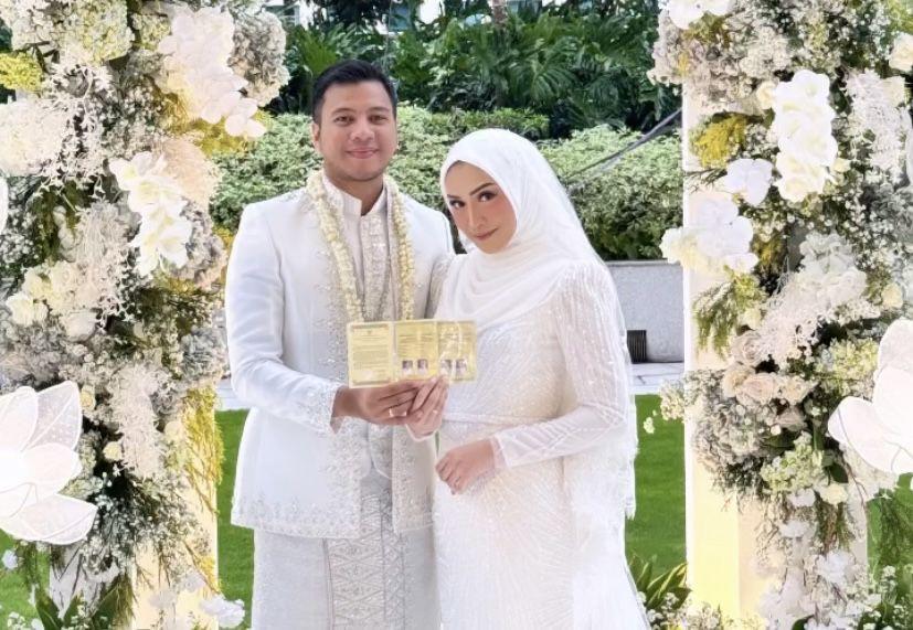 8 Momen Syahdu Pernikahan Melody Prima dan Ilham Prawira
