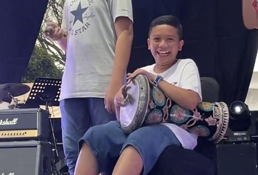 8 Potret Sulaiman Anak Sandiaga Uno Tampil di Java Jazz Festival 2024
