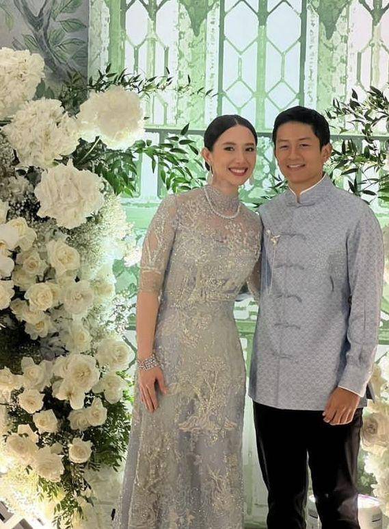potret lamaran Rio Haryanto dan Athina Papadimitrio (Instagram.com/tiffanysetiadharma)