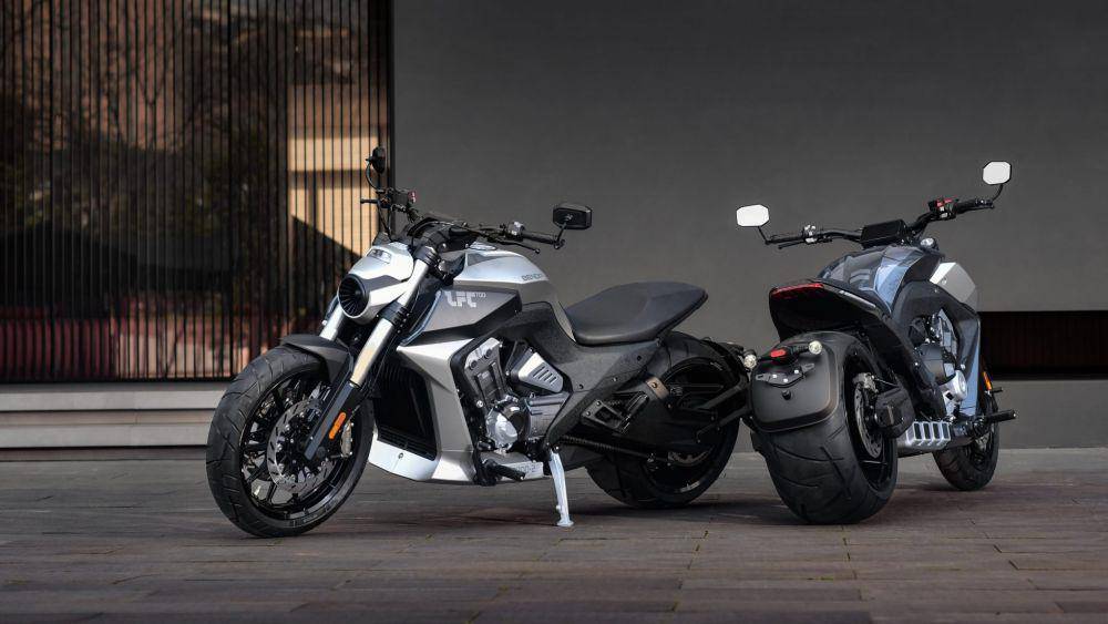 2 Varian Benda LFC 700. (benda-moto.com)