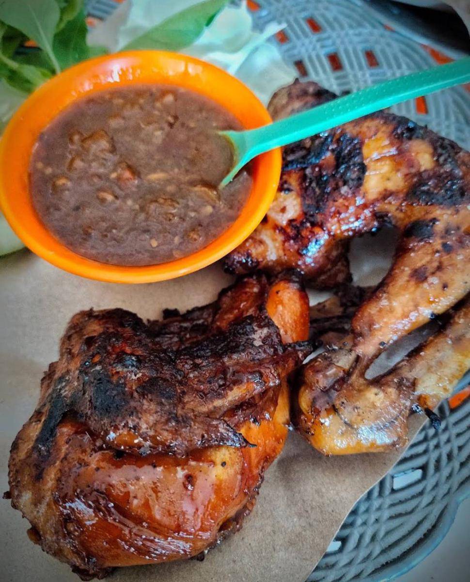 Ayam Bakar Madu Bu Mami (google.com/maps/Yugo Bimawan)