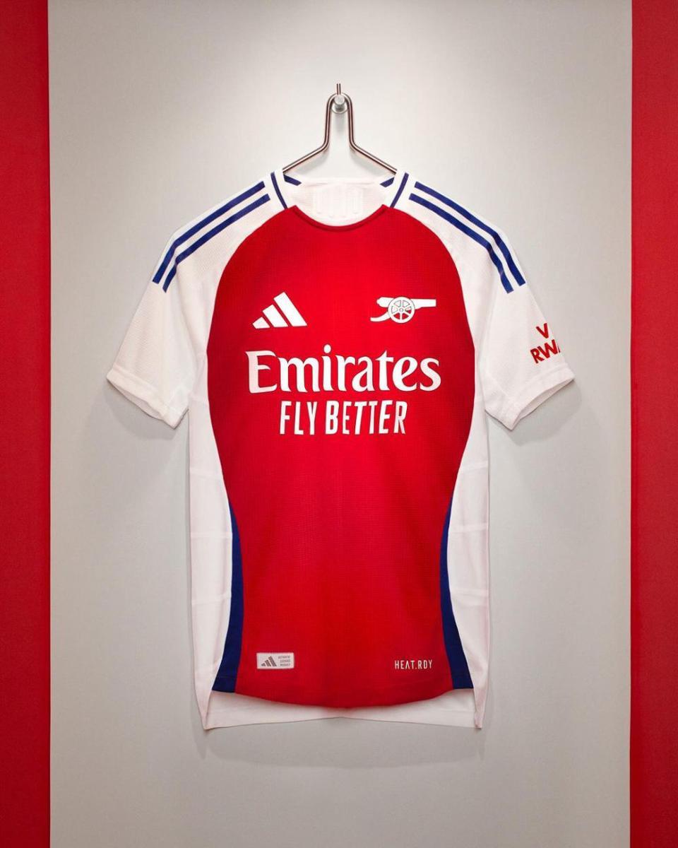 Jersey Terbaru Arsenal untuk Musim 2024/2025 dengan Nuansa Historis