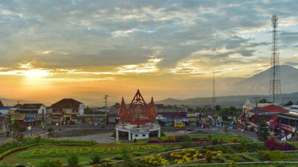 Alun-alun Bandungan (instagram.com/hermankurniawan23)