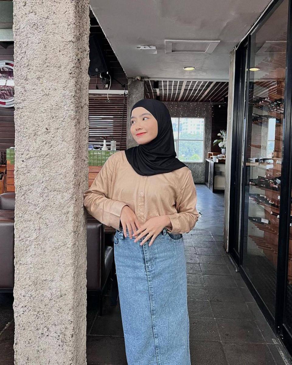 inspirasi OOTD ala Zakila Angel (instagram.com/bbyjiangel)