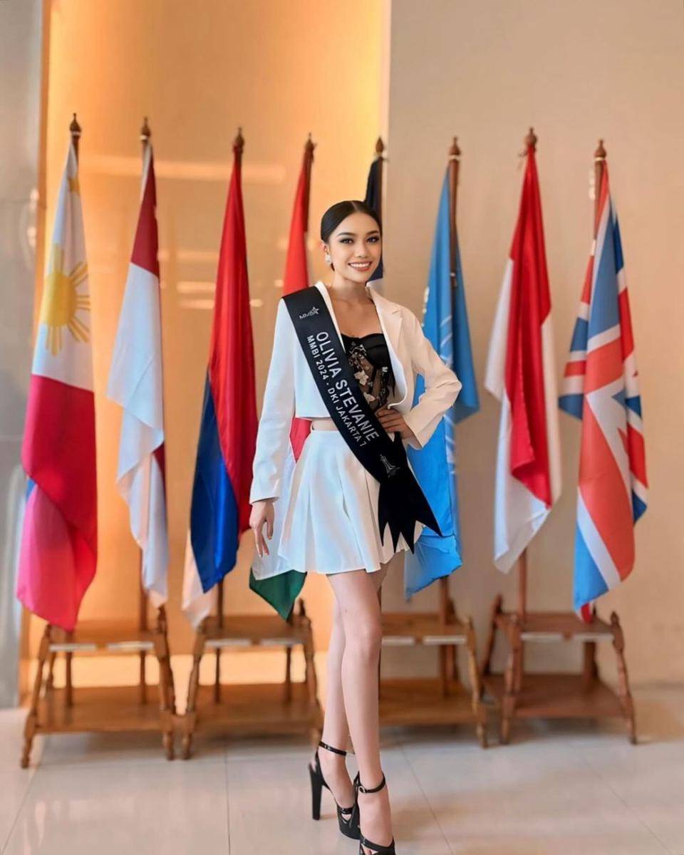 gaya outfit Olivia Stevanie (instagram.com/oliviajstevanie)