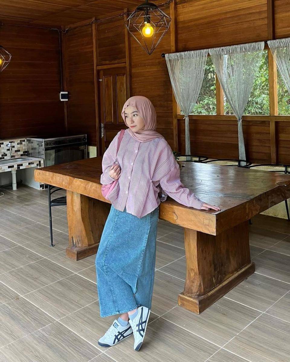 inspirasi OOTD ala Zakila Angel (instagram.com/bbyjiangel)