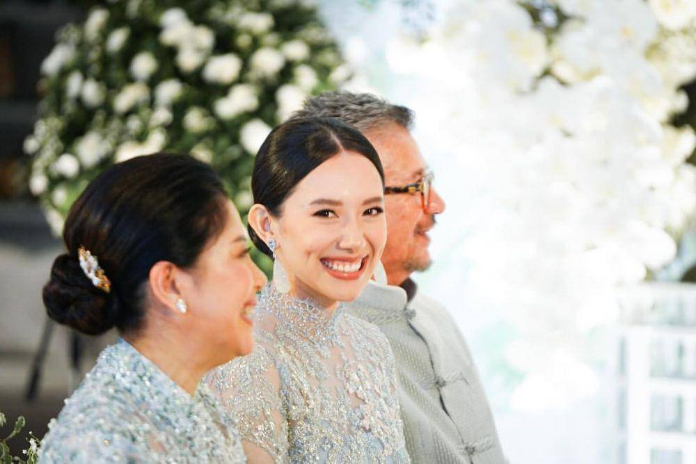 Lamaran Rio Haryanto dan Athina Papadimitriou. (Instagram.com/sandiuno)