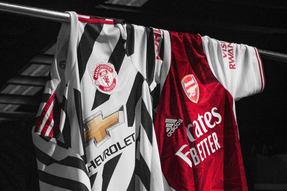 10 Jersey Klub Musim 2023/2024 yang Diskon Besar, Cek!