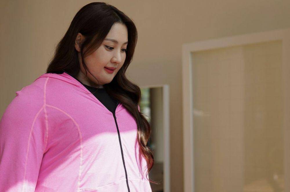 cuplikan Claudia Kim di drakor The Atypical Family (instagram.com/yg_stage)