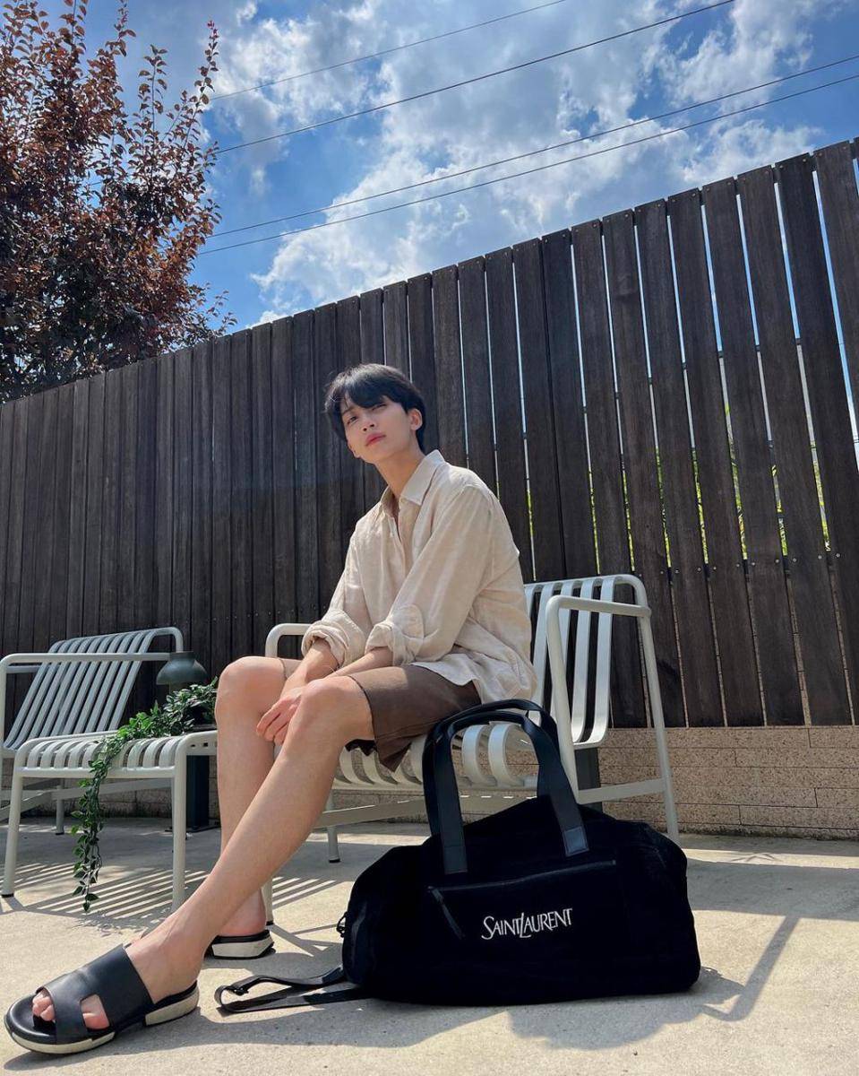 Jeonghan Seventeen (instagram.com/jeonghaniyoo_n)