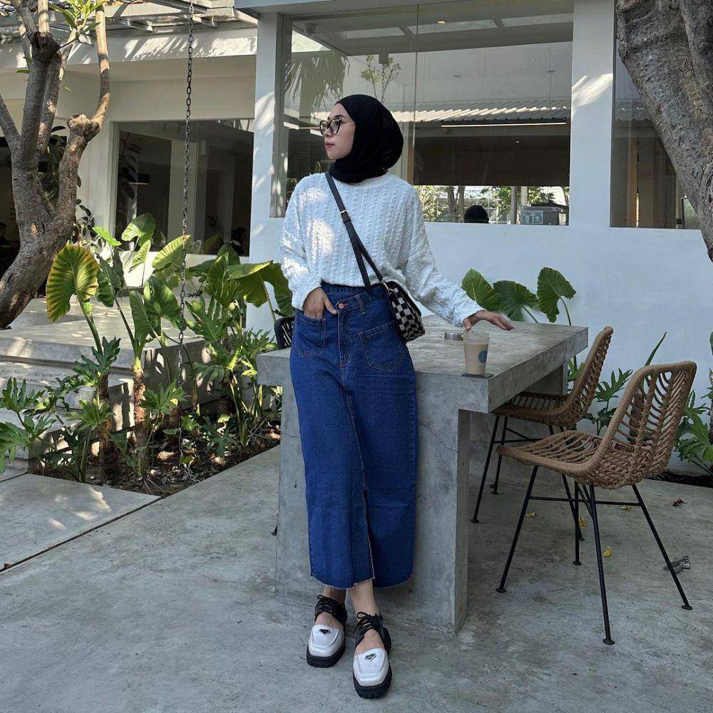 Fitri Hasiani (instagram.com/_kakpit)