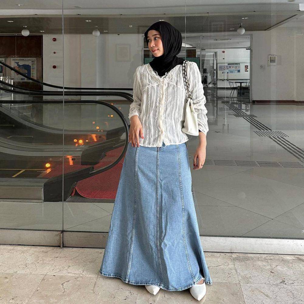 Fitri Hasiani (instagram.com/_kakpit)