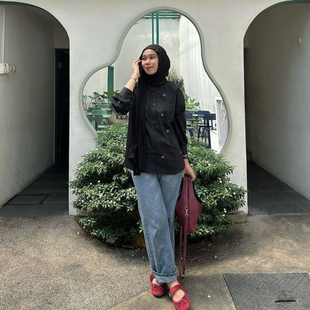 Fitri Hasiani (instagram.com/_kakpit)