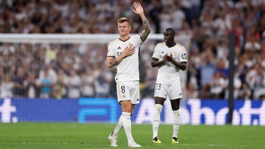Beda Pemikiran Modric dan Kroos soal Pensiun di Real Madrid