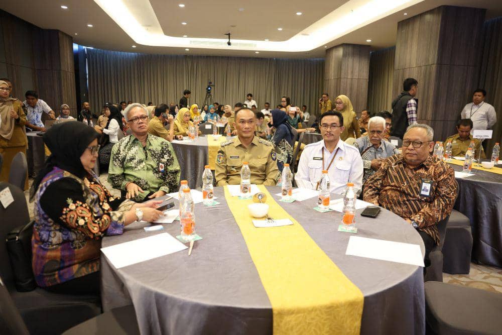 BKKBN menggelar konsolidasi persiapan Intervensi Serentak Pencegahan Stunting 2024 di Makassar, Senin (27/5/2024)/Humas BKKBN Sulsel