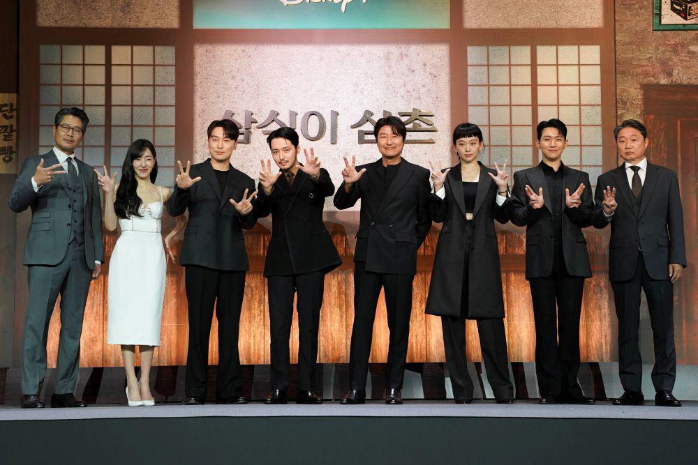 6 Cerita Cast Drama Uncle Samsik Syuting Bareng Song Kang Ho