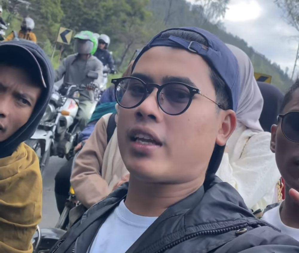 Video viral wisatwan Bromo kena bom harga oleh tukang ojek. (IDN Times/istimewa)