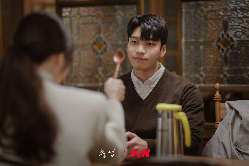 cuplikan drakor The Midnight Romance in Hagwon (dok.TVN Drama/The Midnight Romance in Hagwon)