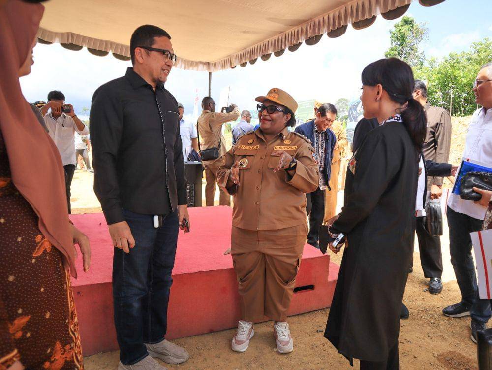 Ketua Komisi II DPR RI, Ahmad Doli Kurnia Tandjung,  memonitoring perkembangan penyelenggaraan pembangunan pusat pemerintahan Provinsi Papua Tengah. (IDN Times/Istimewa)