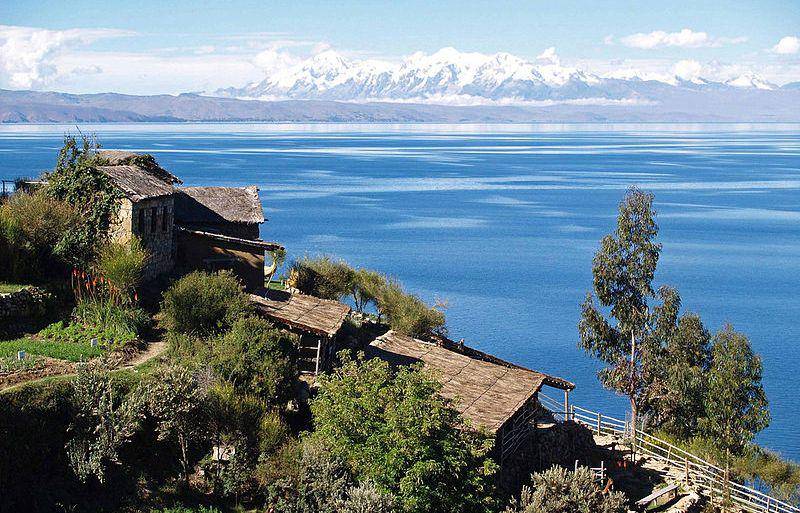 Danau Titicaca (commons.wikimedia.org/Anthony Lacoste)