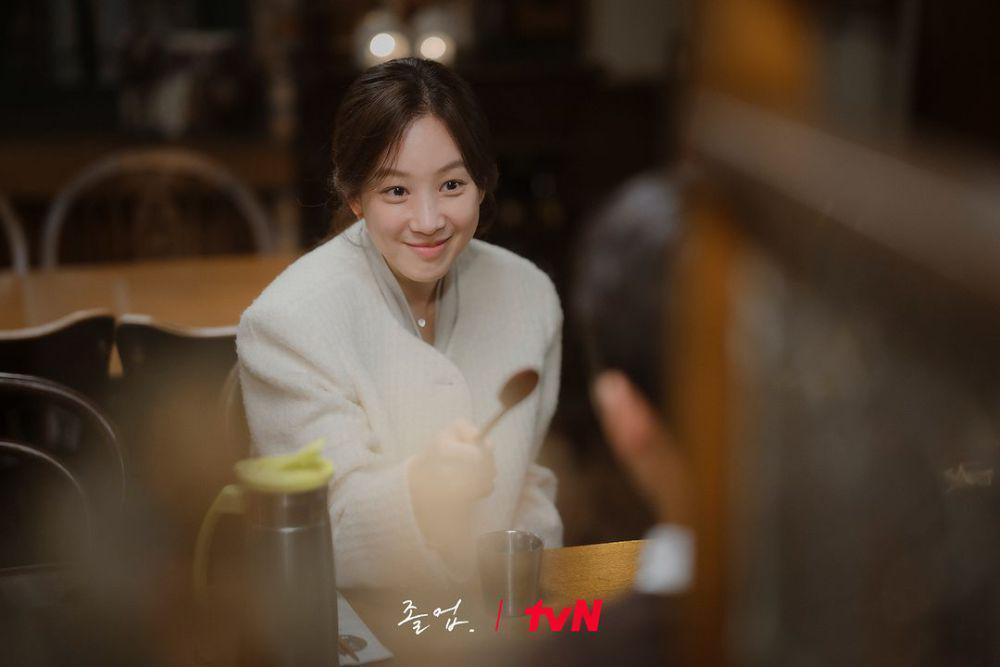 3 Perubahan Tak Biasa Seo Hye Jin di The Midnight Romance in Hagwon