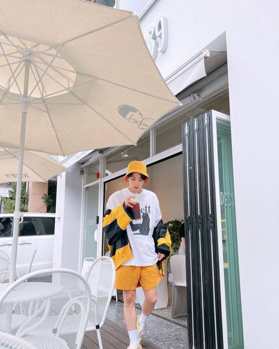 OOTD hangout ala Jeonghan SEVENTEEN (instagram.com/jeonghaniyoo_n)