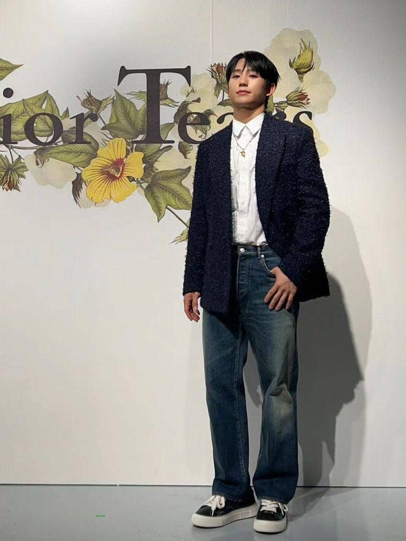 potret Jung Hae In (instagram.com/holyhaein)