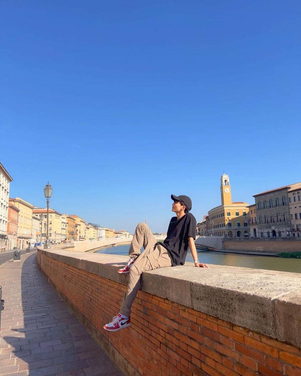 OOTD hangout ala Jeonghan SEVENTEEN (instagram.com/jeonghaniyoo_n)