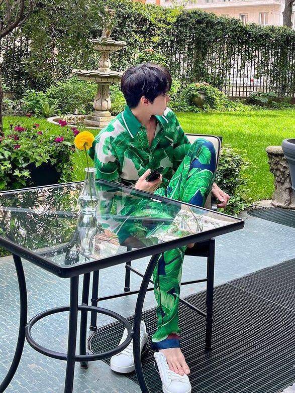 potret Doyoung NCT (instagram.com/do0_nct)
