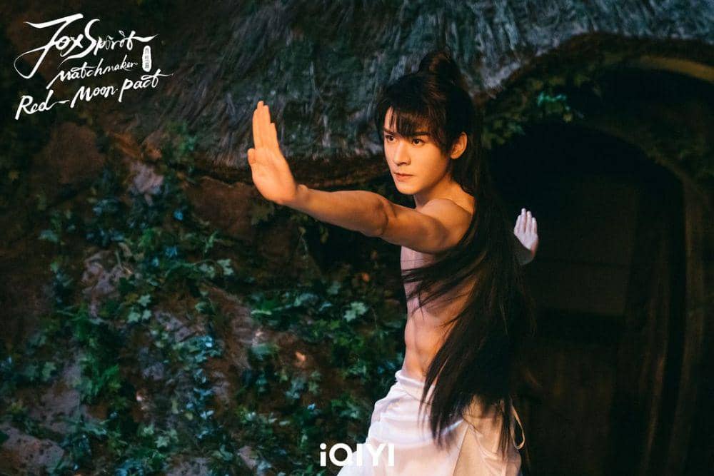 Gong Jun di drama Fox Spirit Matchmaker: Red Moon Pact (instagram.com/iqiyi_indonesia)