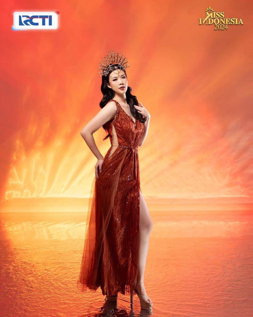 Potret Finalis Miss Indonesia 2024 dalam Balutan Baju Tradisional (instagram.com/missindonesia)