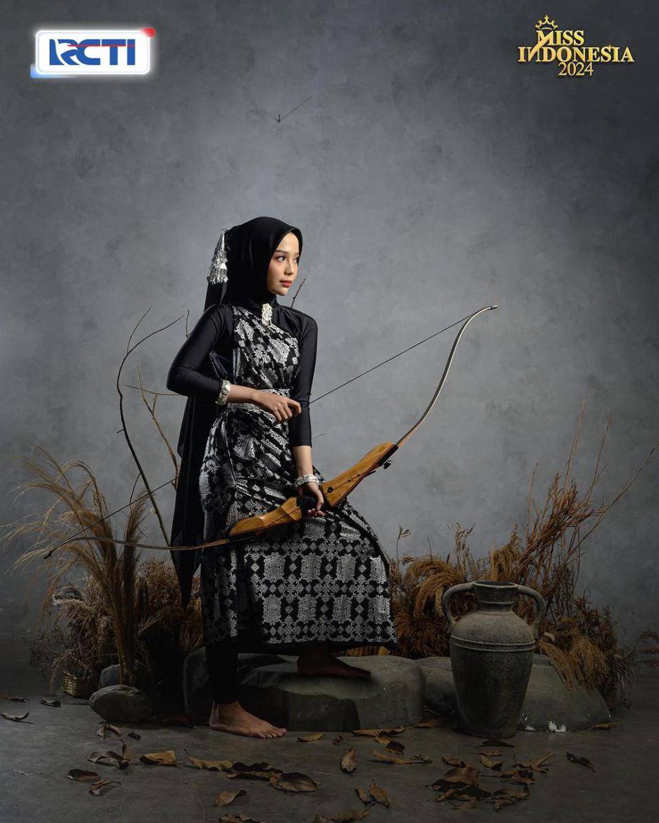 Potret Finalis Miss Indonesia 2024 dalam Balutan Baju Tradisional (instagram.com/missindonesia)