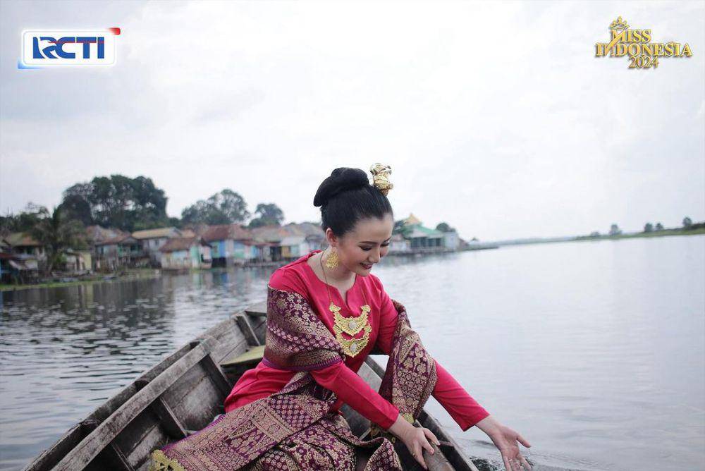 Potret Finalis Miss Indonesia 2024 dalam Balutan Baju Tradisional (instagram.com/missindonesia)