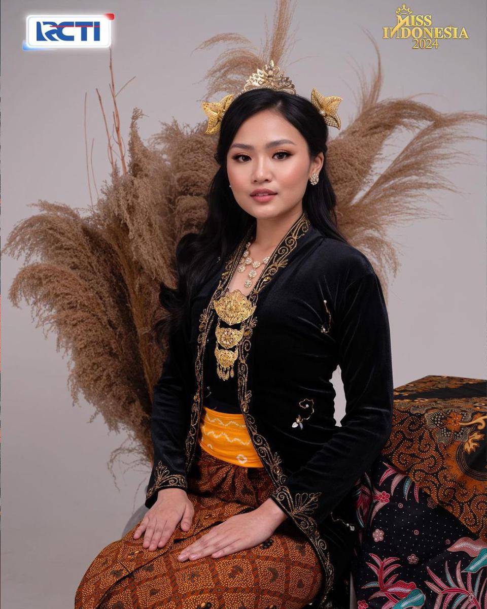 Potret Finalis Miss Indonesia 2024 dalam Balutan Baju Tradisional (instagram.com/missindonesia)
