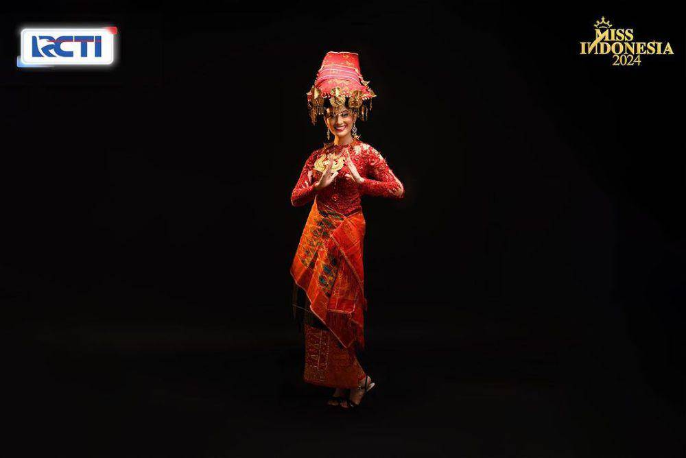 Potret Finalis Miss Indonesia 2024 dalam Balutan Baju Tradisional (instagram.com/missindonesia)