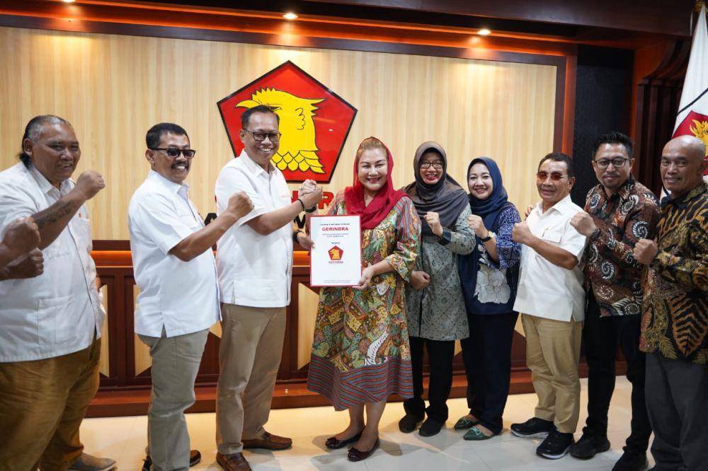 Wali Kota Semarang petahana, Hevearita Gunaryanti Rahayu memenuhi undangan penjajakan politik Partai Gerindra menuju Pilwakot Semarang 2024, Selasa (28/5/2024). (dok. Partai Gerindra)