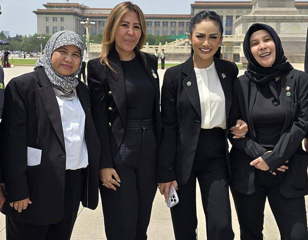 potret Kris Dayanti kunjungan kerja ke China (instagram.com/krisdayantilemos)