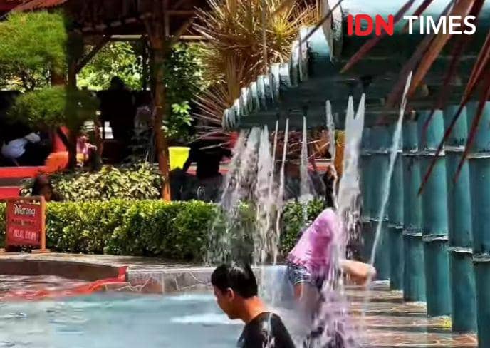 Menjaga sumber air baku langkah penting menjaga kelestarian, Rabu (29/5/2024).(IDN Times/Cokie Sutrisno))