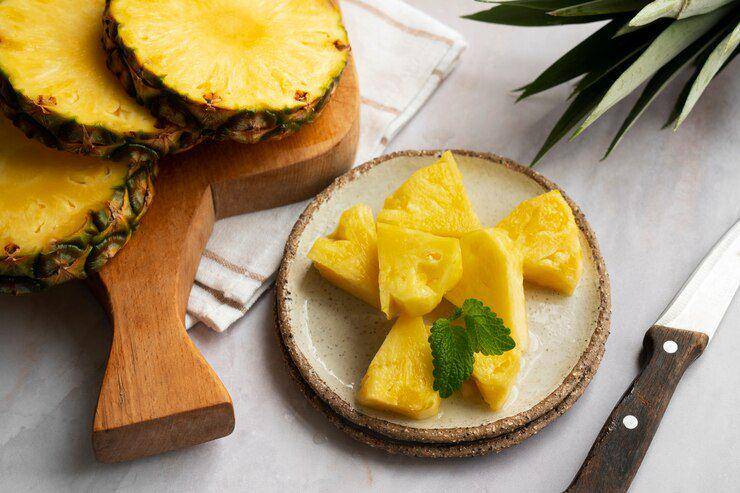 nanas potong (freepik.com/freepik)