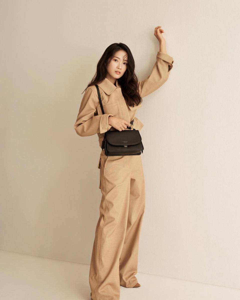 OOTD Hye Yoon (instagram.com/hye_yoon1110)