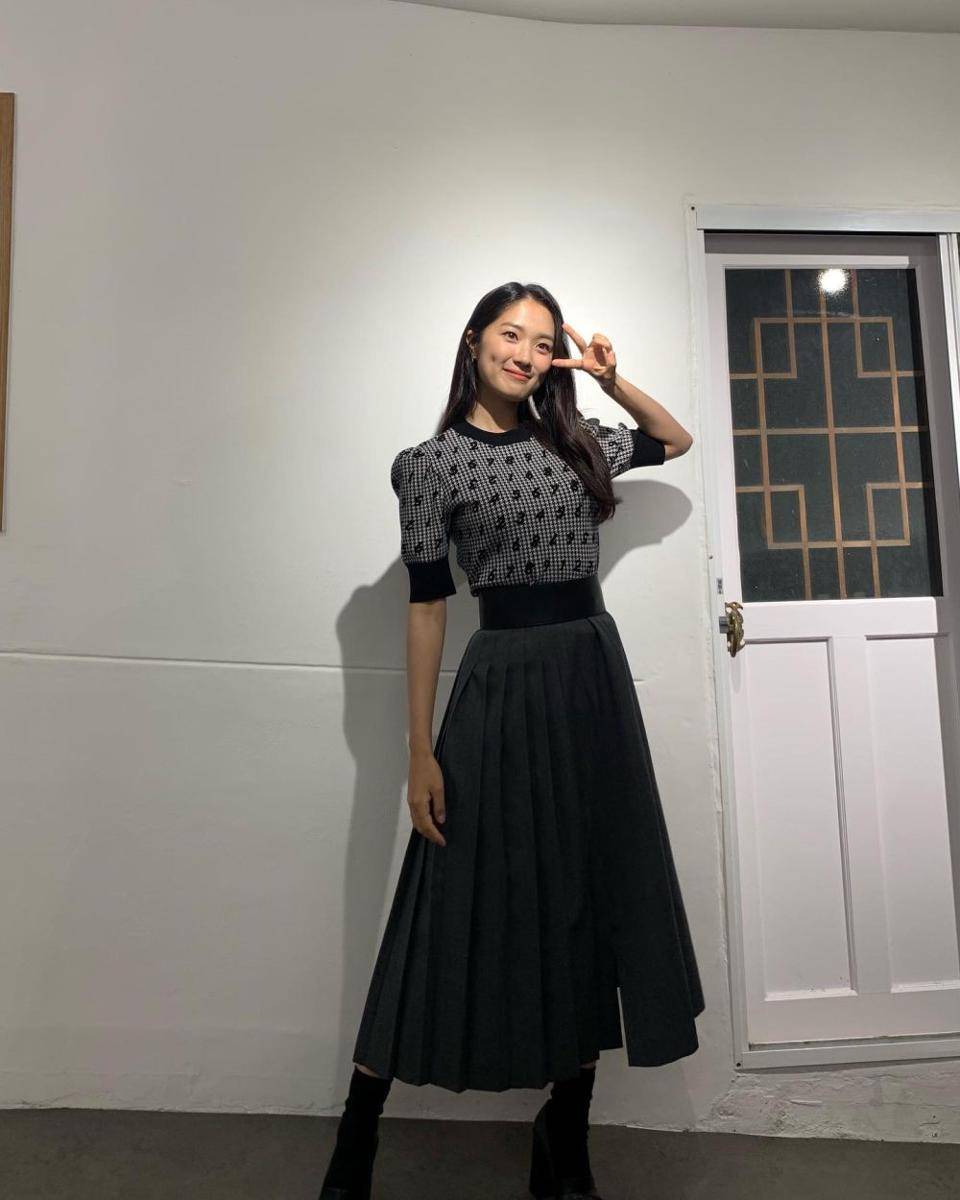 OOTD Hye Yoon (instagram.com/hye_yoon1110)