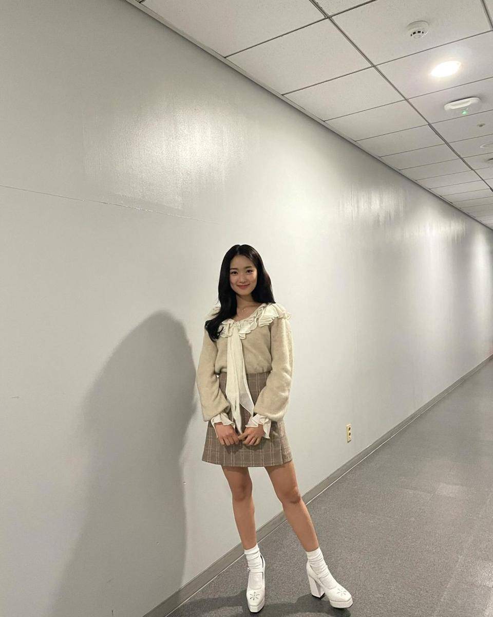 OOTD Hyo Yoon (instagram.com/hye_yoon1110)
