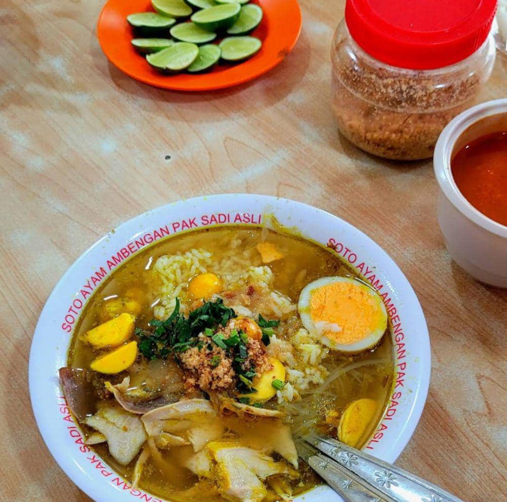 Soto Ayam Ambengan Pak Sadi