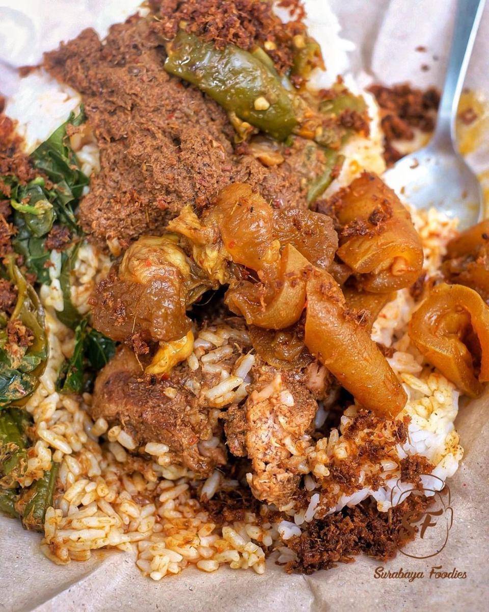 Nasi Padang Ampera Bagonjong (Instagram.com/surabayafoodies)