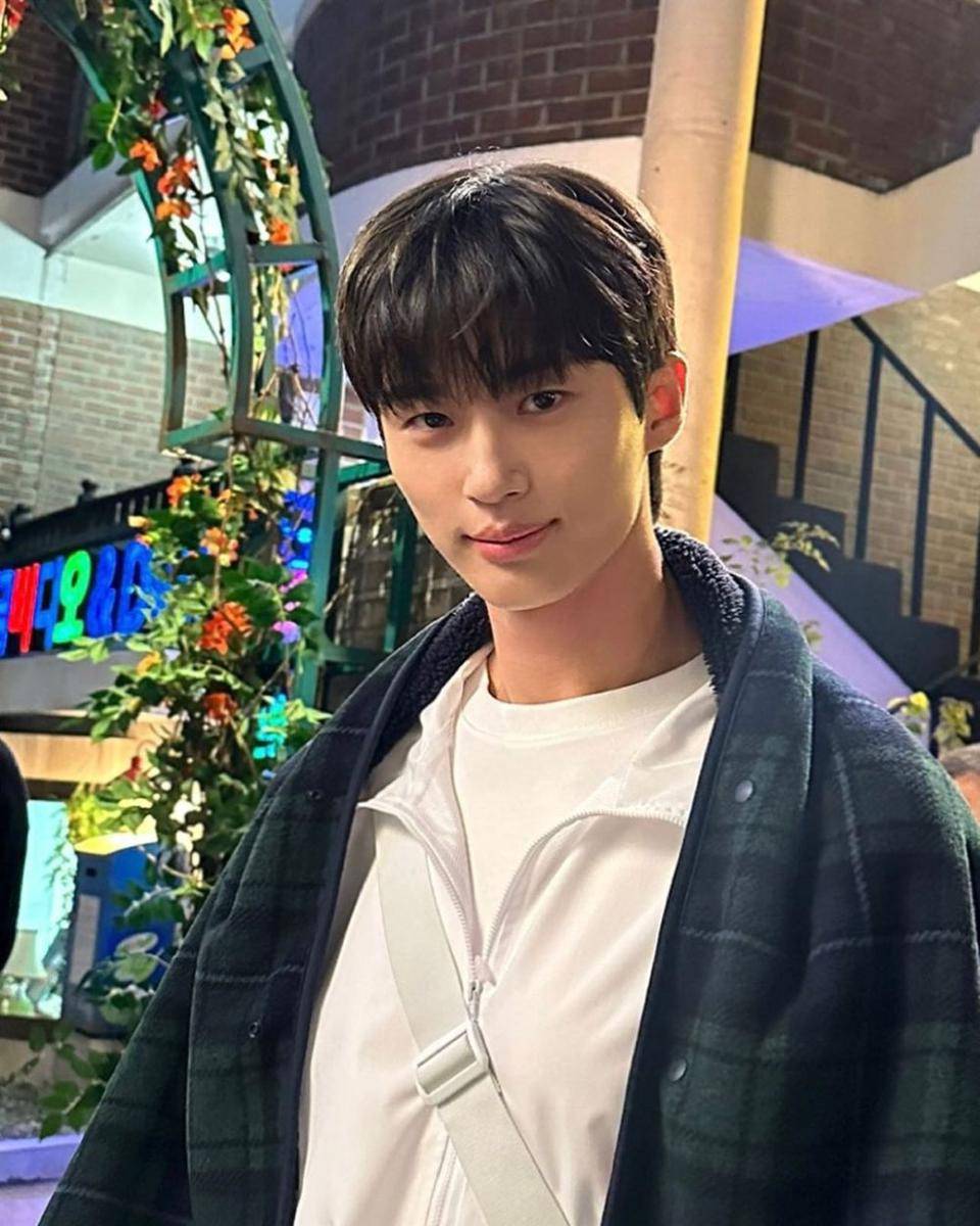 Byeon Woo Seok (instagram.com/byeonwooseok)
