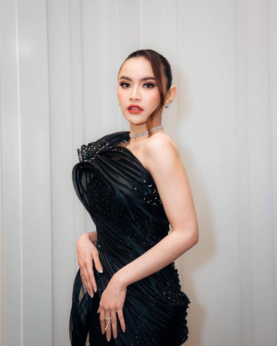 potret Mahalini nyanyi di acara wedding (instagram.com/lisajuofficial)